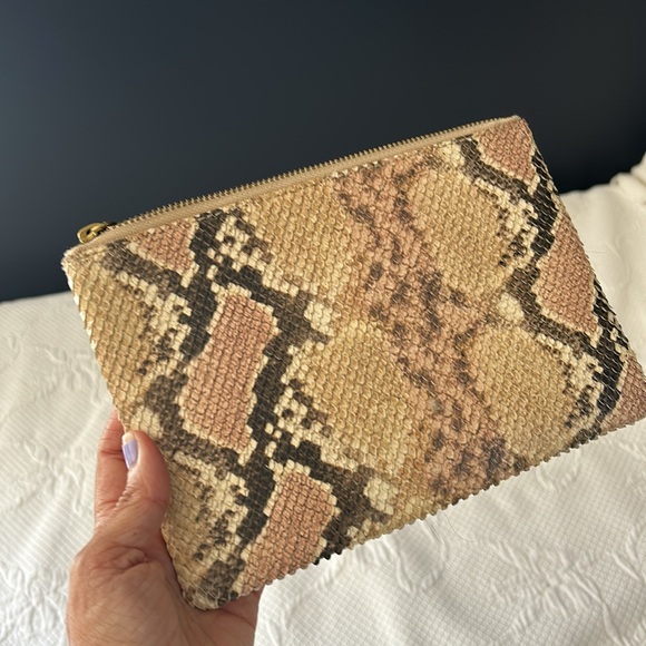 NWT Madewell Snakeskin Clutch - Picture 2 of 5